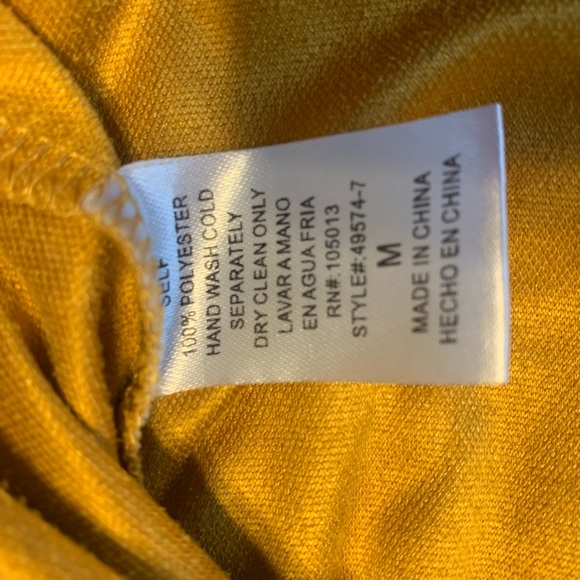 Altar’d State Blouse round cut - Picture 8 of 8